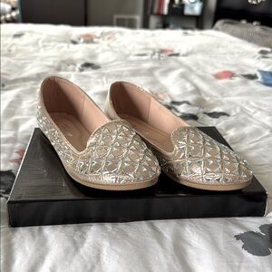 Elegant Women's Loafers in Gold